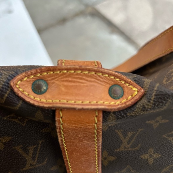 Louis Vuitton Monogram crossbody (made in France) - Picture 12 of 14